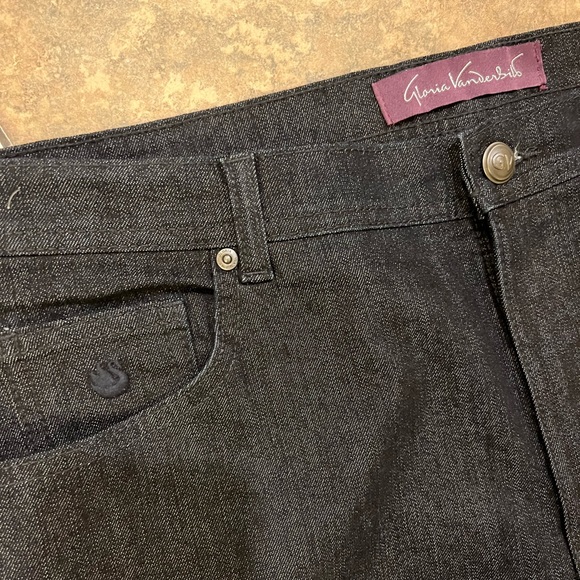 Gloria Vanderbilt Amanda High Rise Straight Leg Jeans - Picture 4 of 14